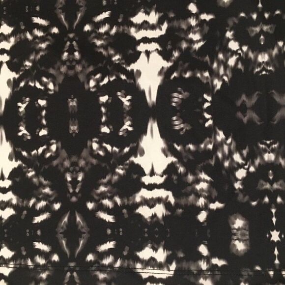 Fabletics Damask pattern Norwalk Active Tank xxs - Picture 5 of 5